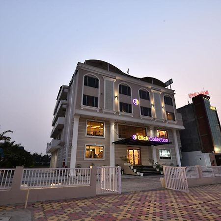 Click Collection Grand Gateway Varanasi Exterior photo